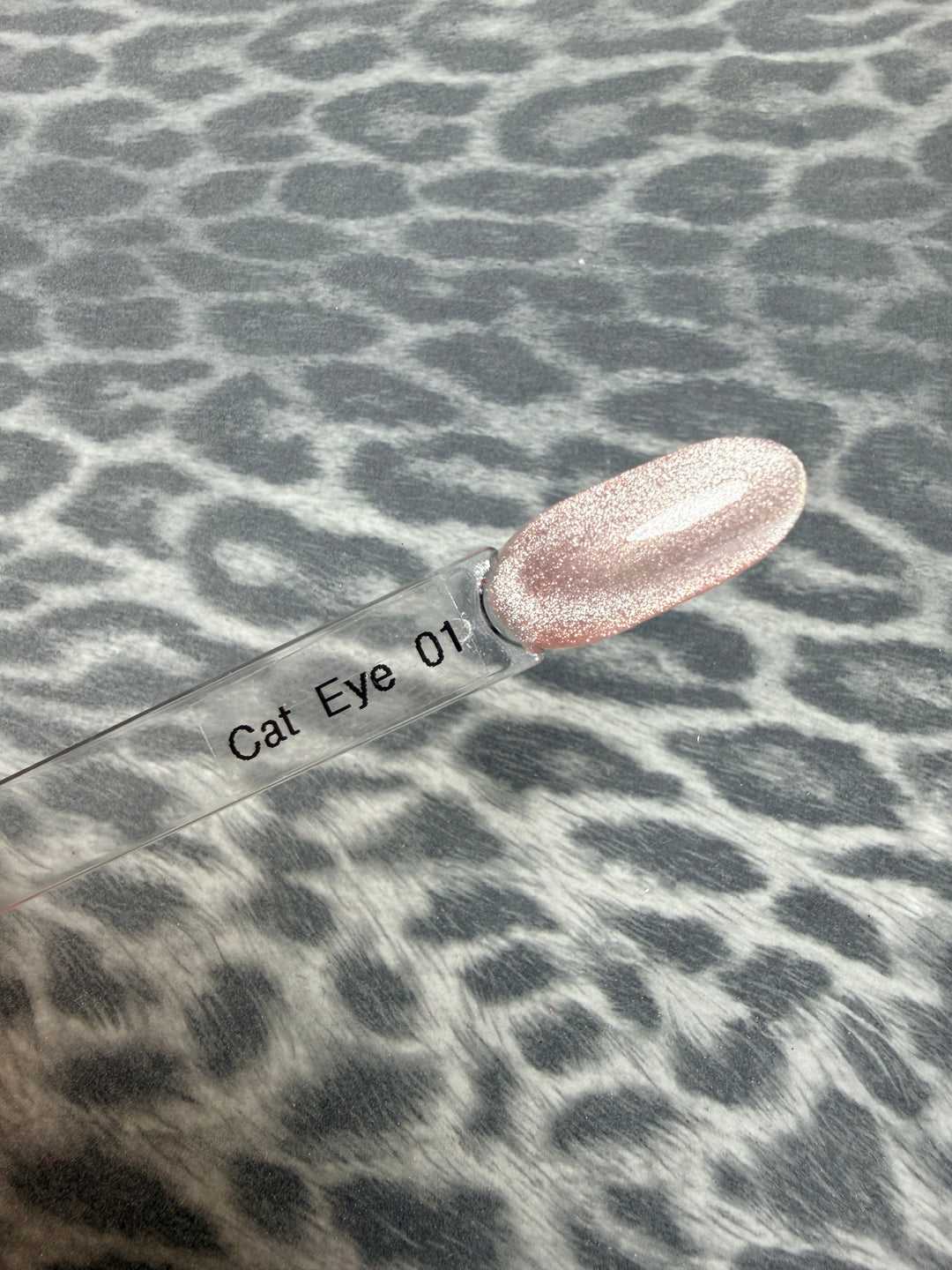 Cat Eye 01 gel polish