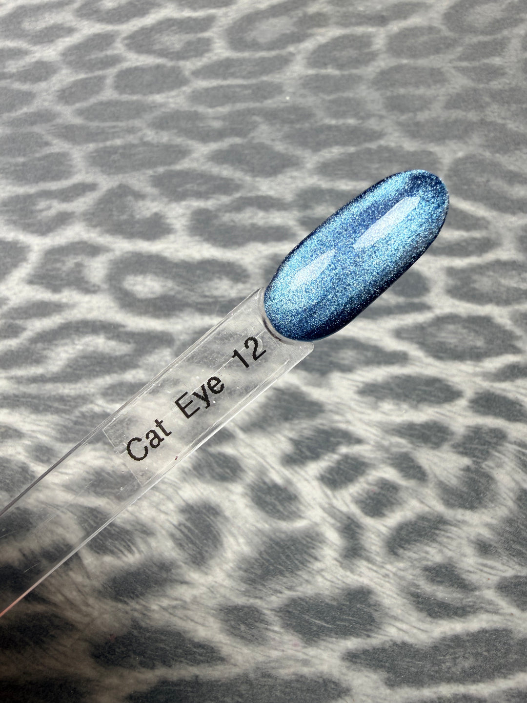 Cat Eye 12 gel polish